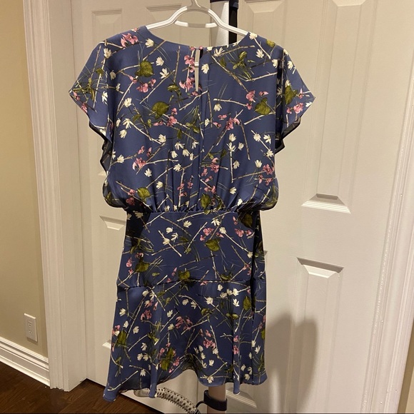 Floral Dress Size S - Picture 3 of 5